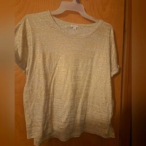 Like new gold Gap T Shirt Size Large